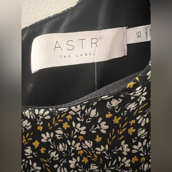 ASTR The Label Savannah Long Sleeve Mini Dress - Picture 6 of 12